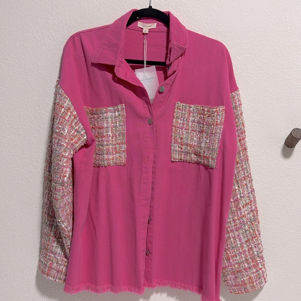 And the why pink shacket size S